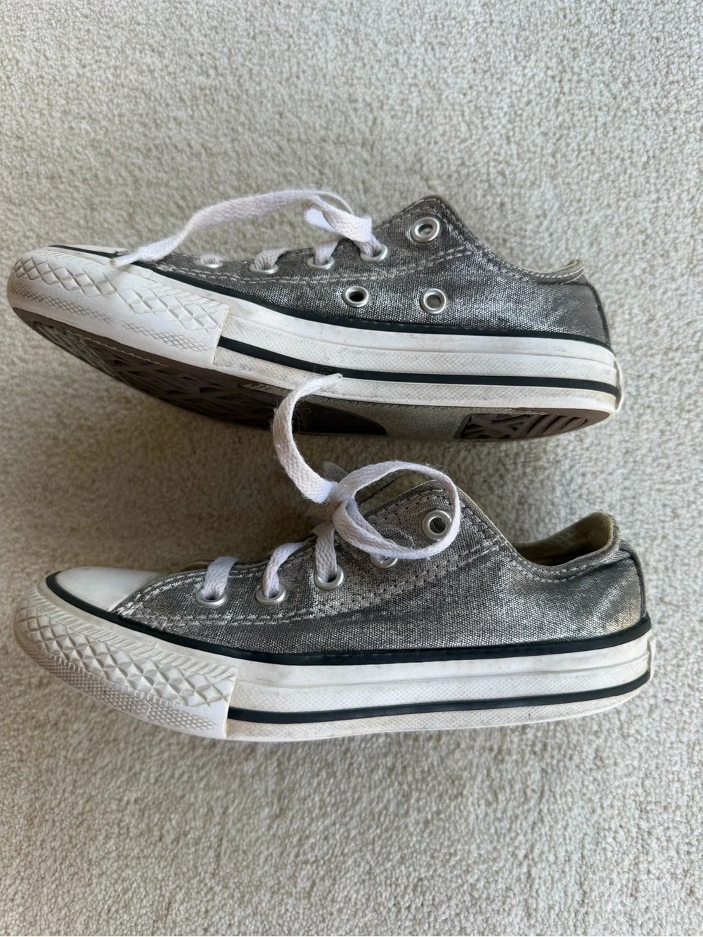 Converse Chuck Taylors Kids Metallic Silver Low Top Sneakers 12.5
